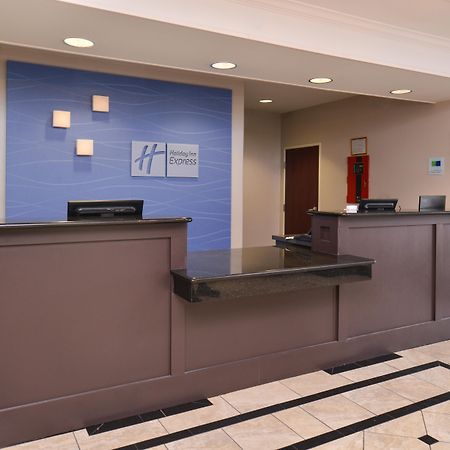Holiday Inn Express & Suites San Antonio South Extérieur photo