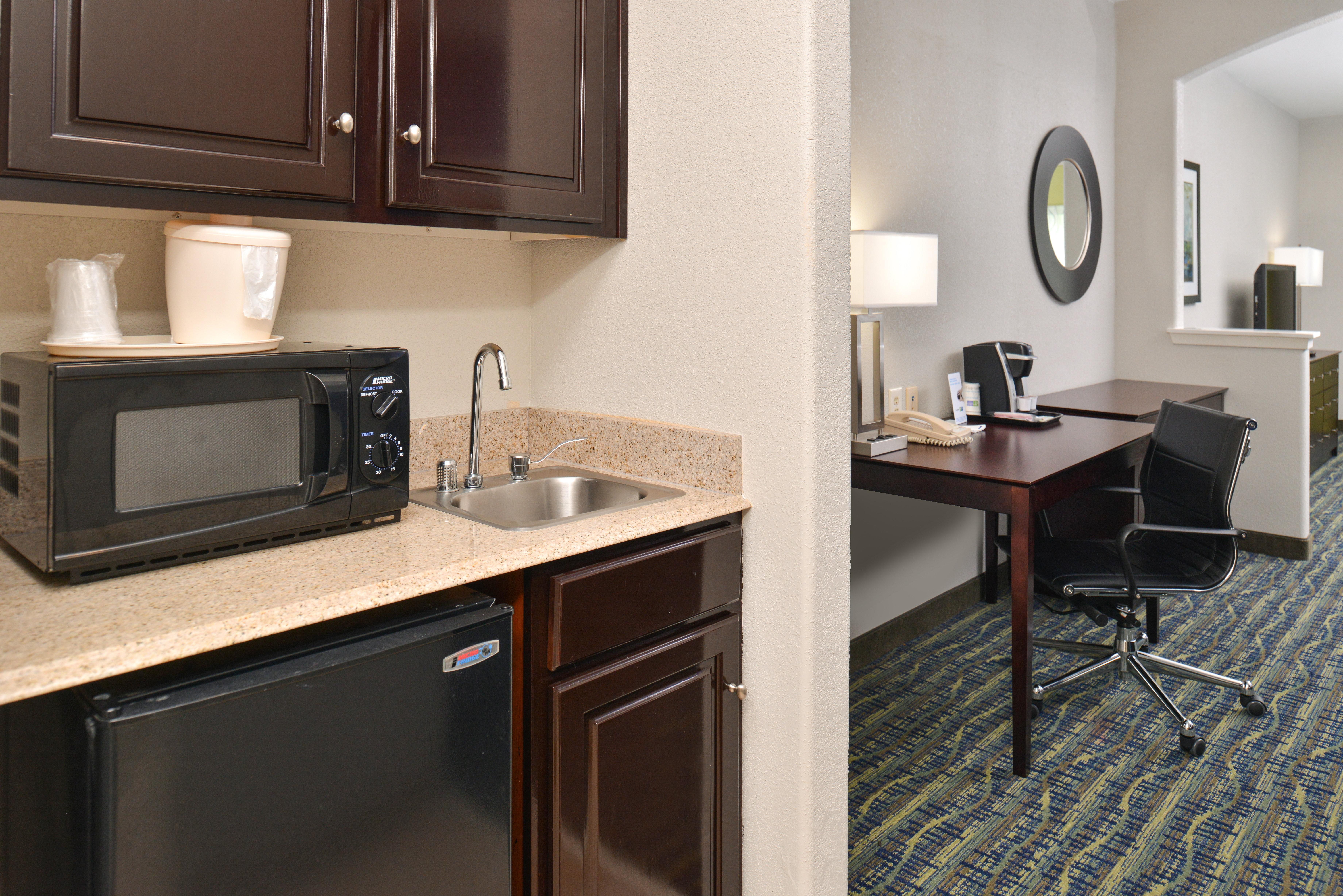 Holiday Inn Express & Suites San Antonio South Extérieur photo